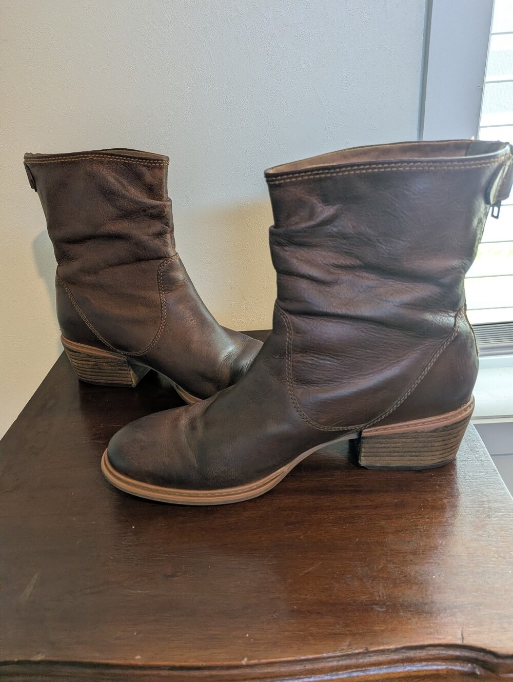 Timberland Dark Brown Leather Mid-Calf Heeled Boots Sz 9